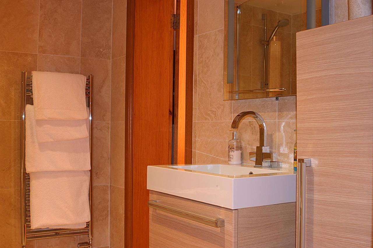 Kingsview Apartment Stirling Luaran gambar